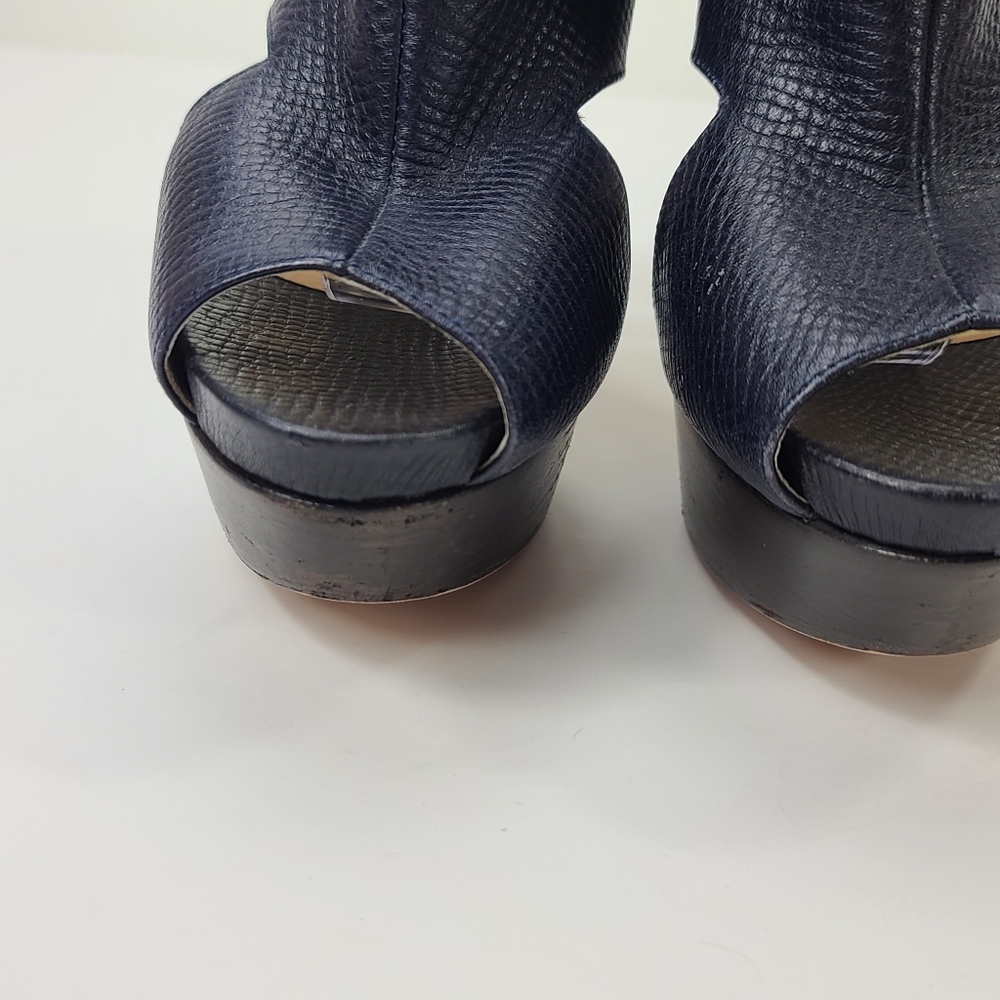 Fendi Platform Heels Very Dark Blue size 7 - Picture 3 of 8